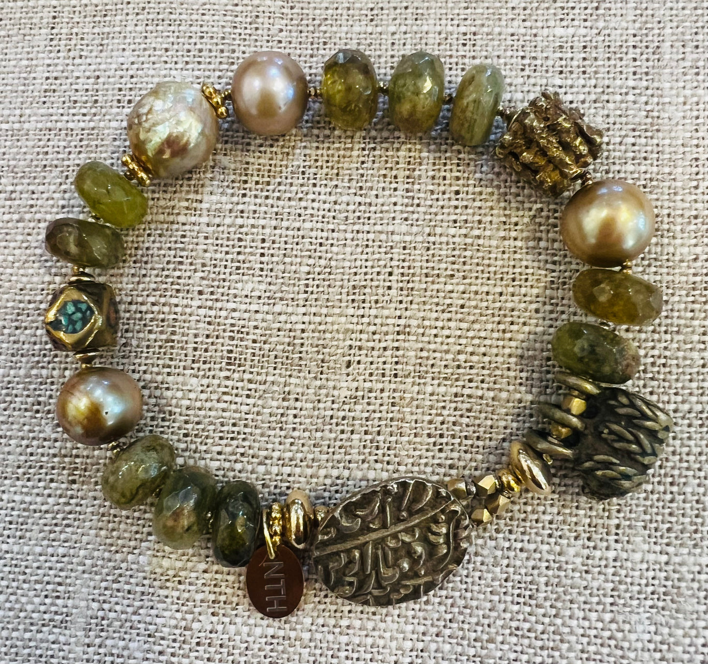 NT #2600 green garnet