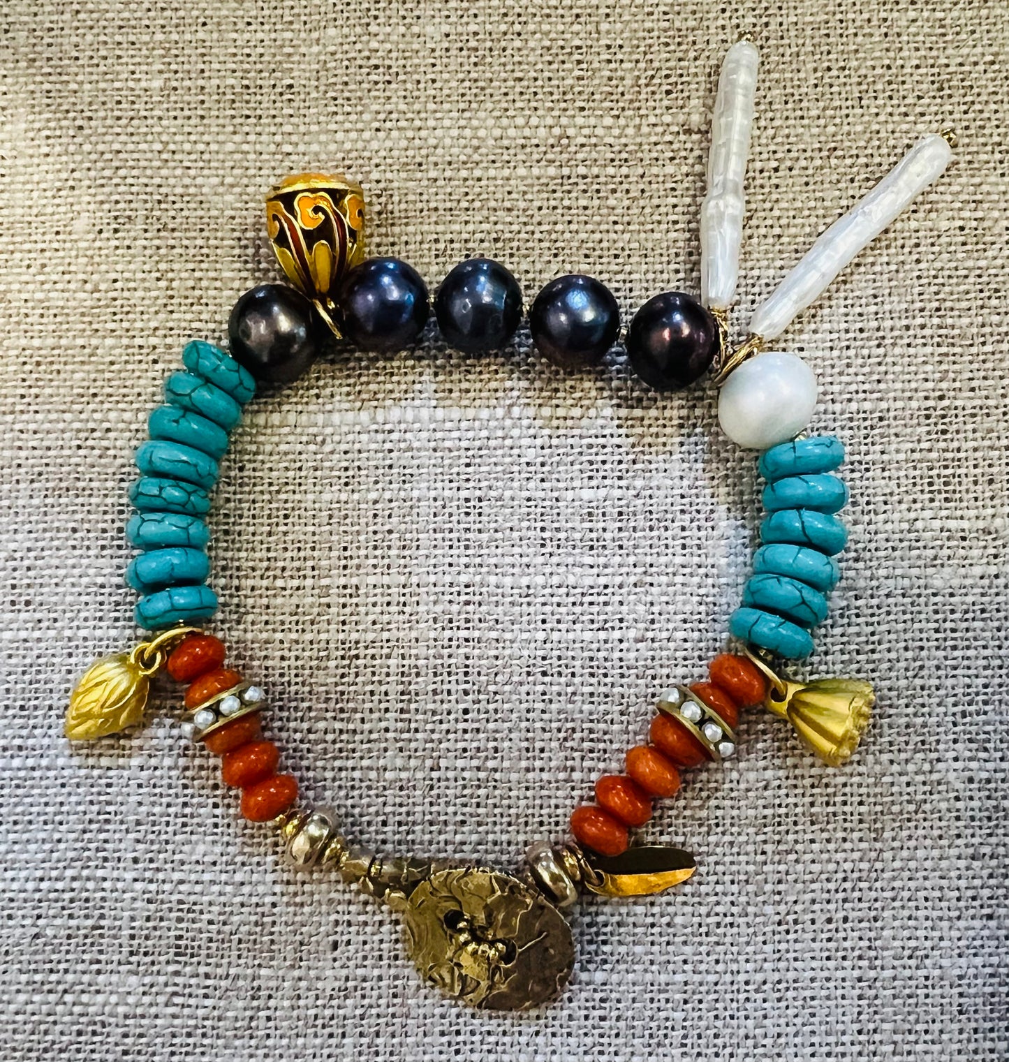 NT #2597 Coral, FW pearls
