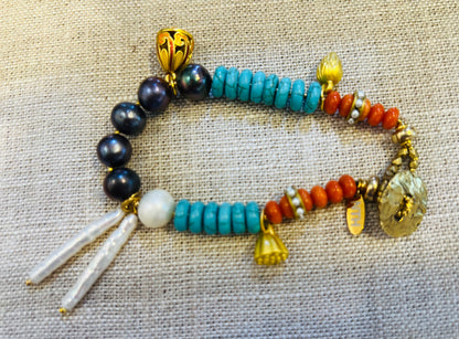 NT #2597 Coral, FW pearls