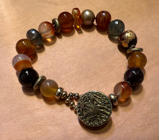 #2561 NT bracelet Carnelian, Garnet, Labradorite, Antique Amber
